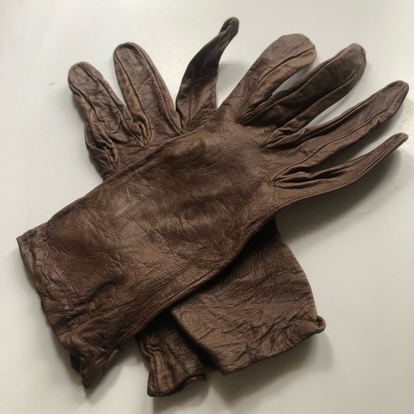 Dark Brown Leather Gloves with Vintage Texture and Wrist-Length Design - Picture 1 of 6